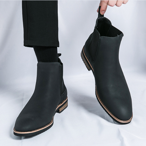 Plus Size High-top Pointed Leather Shoes Men's British Pointed Chelsea Boots
