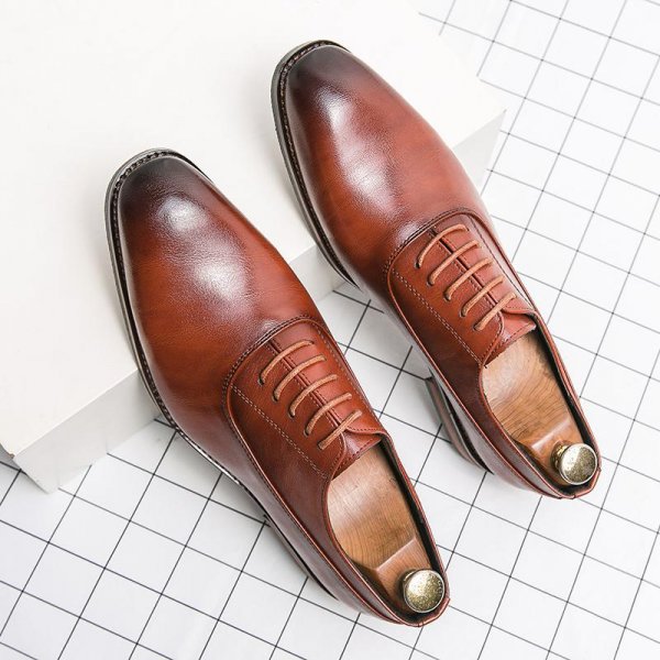Fashion Casual Low Heel Men's Pointed Leather Shoes